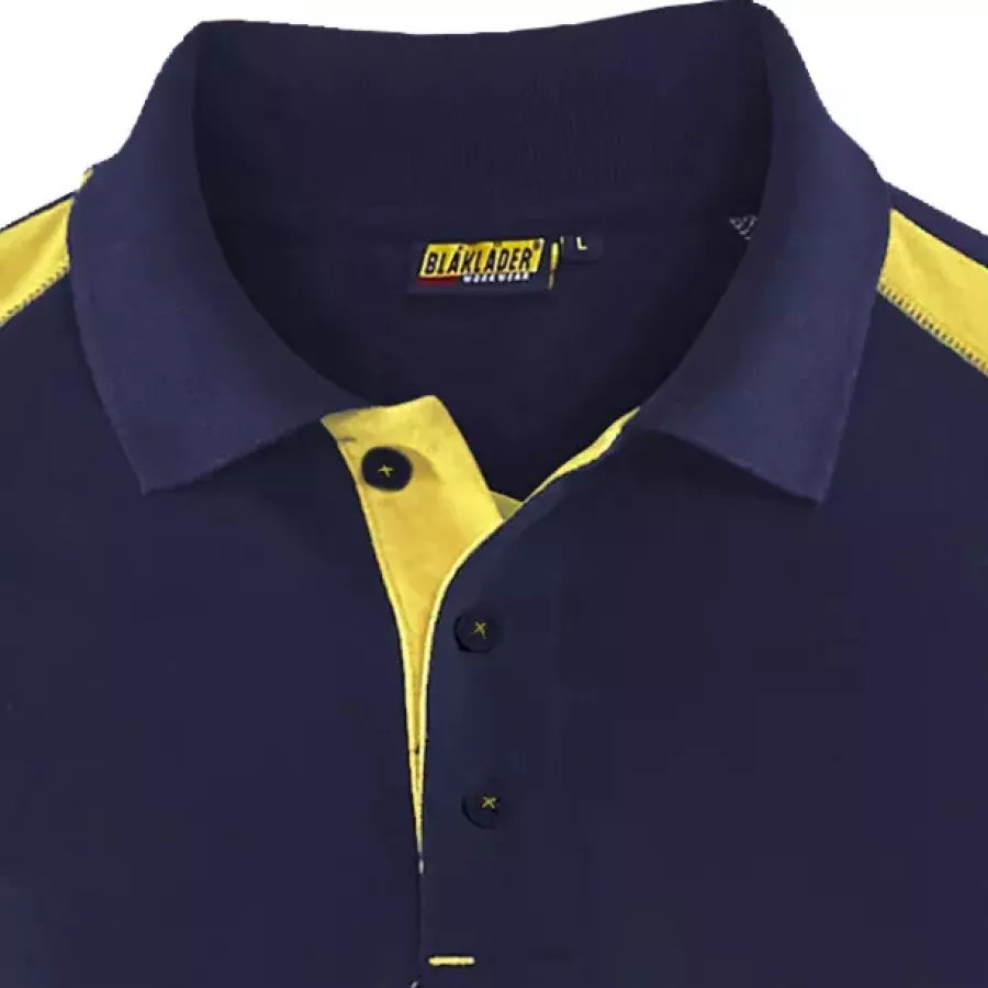 **Oxford Collar** gives your polo a smart, comfortable shape that holds up all day.