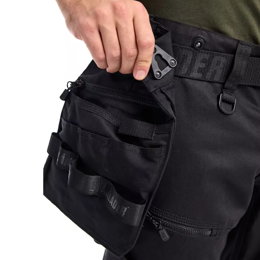 **Detachable Tool Pockets** offer quick, customizable storage so you can carry only what you need.