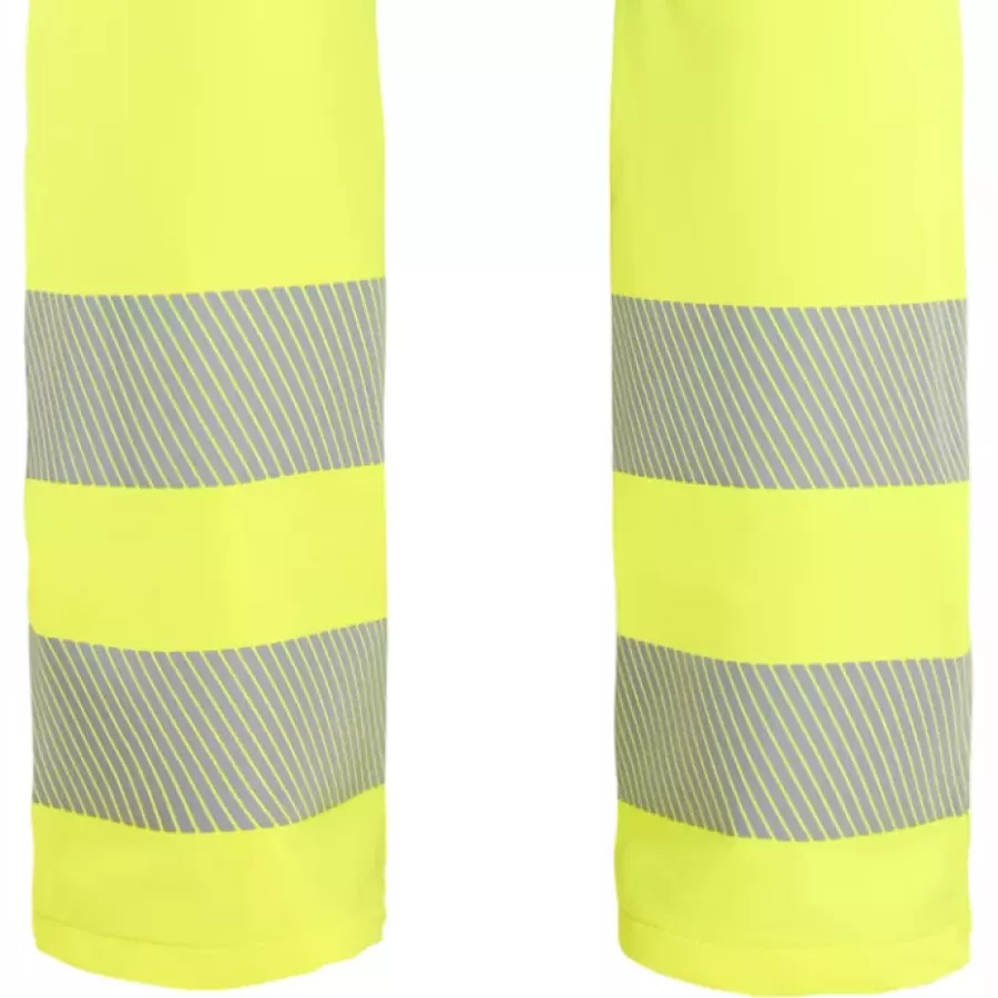 **Segmented Reflective Strips** ensure high visibility from every angle, even in low light.