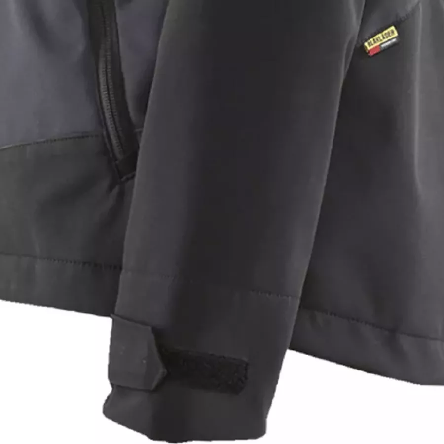 **Adjustable Velcro Cuffs** let you seal out cold and wind for a snug, personalized fit.