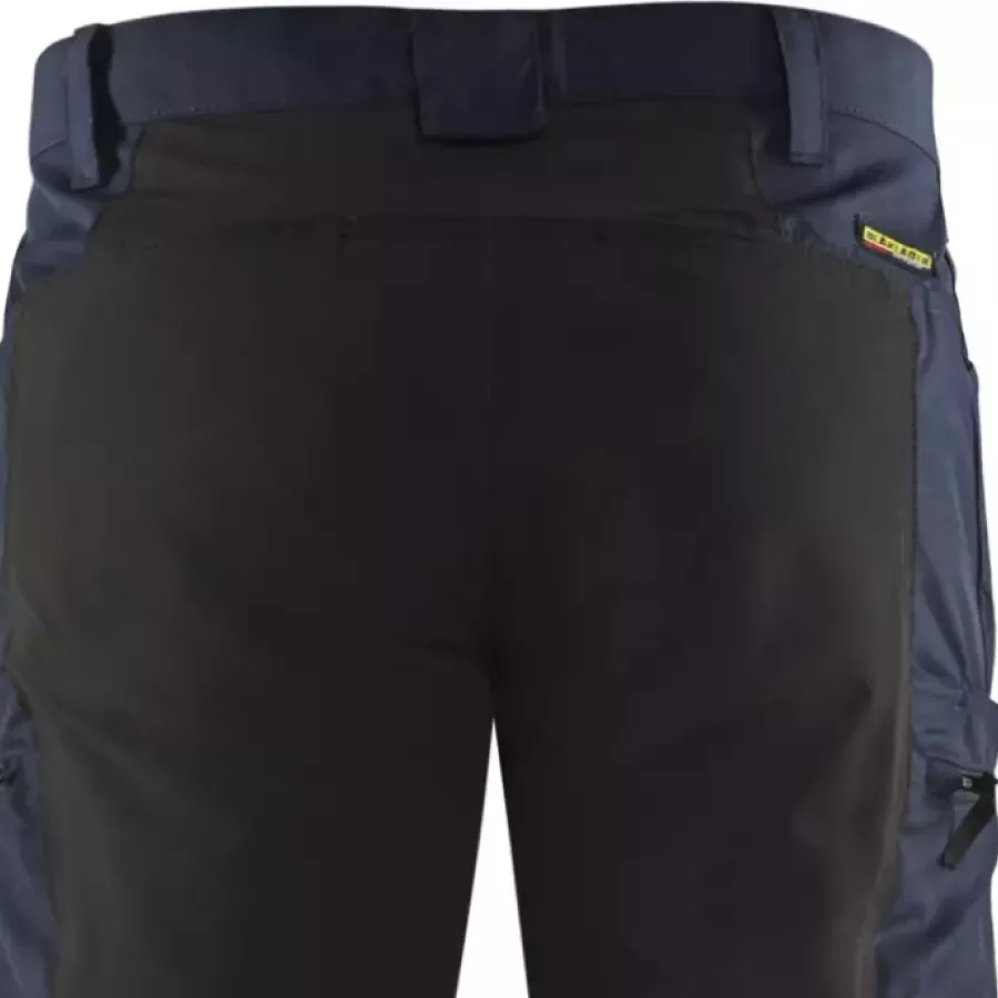 **Stretch Inserts Seat** give you unrestricted movement and lasting comfort through every task.