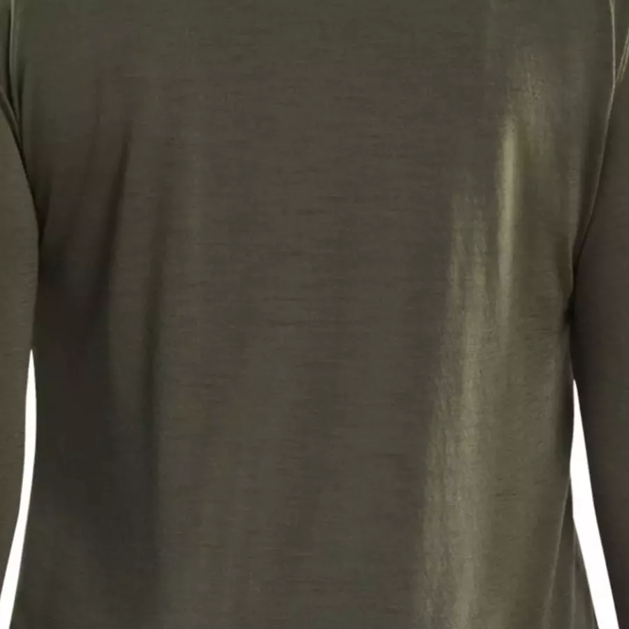 **Slim Fit Design** passt sich Ihrer natürlichen Körperform an – für einen schlanken, selbstbewussten Look, der jede Bewegung mitmacht.