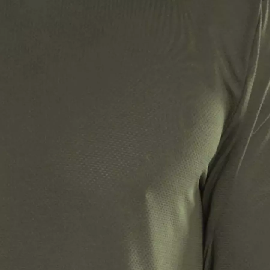 **UV Protection** helps reduce sun impact so you can work outdoors with cool, confident ease.