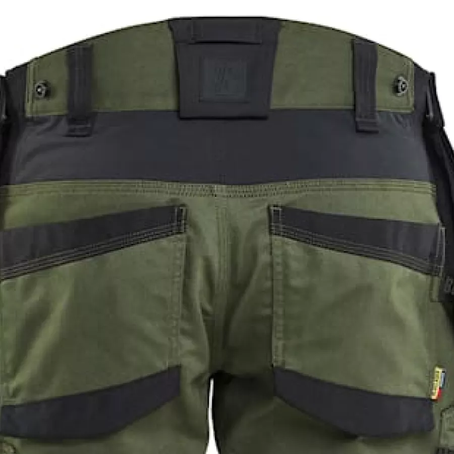 **High Back Section** gives you secure, comfortable coverage that stays in place as you move.