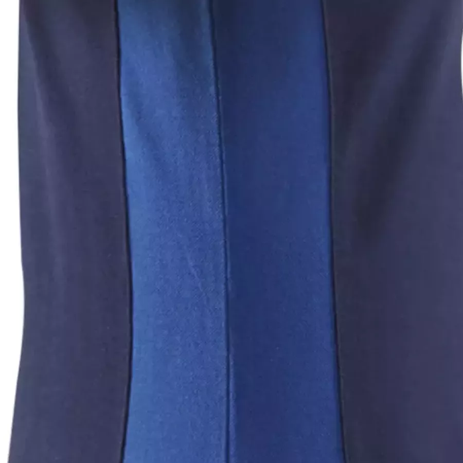 **Side Vent Construction** adds breathable freedom that keeps you comfortable throughout the day.