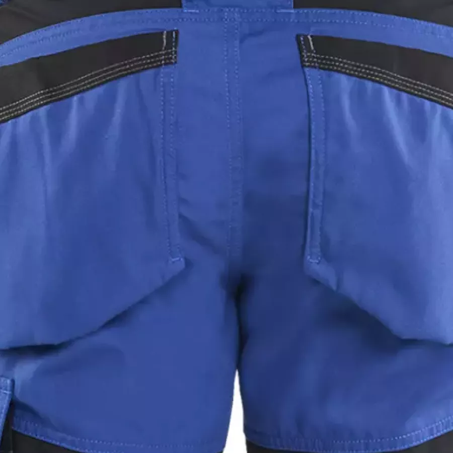 **Reinforced Back Pockets** provide extra strength for carrying heavier items with confidence.