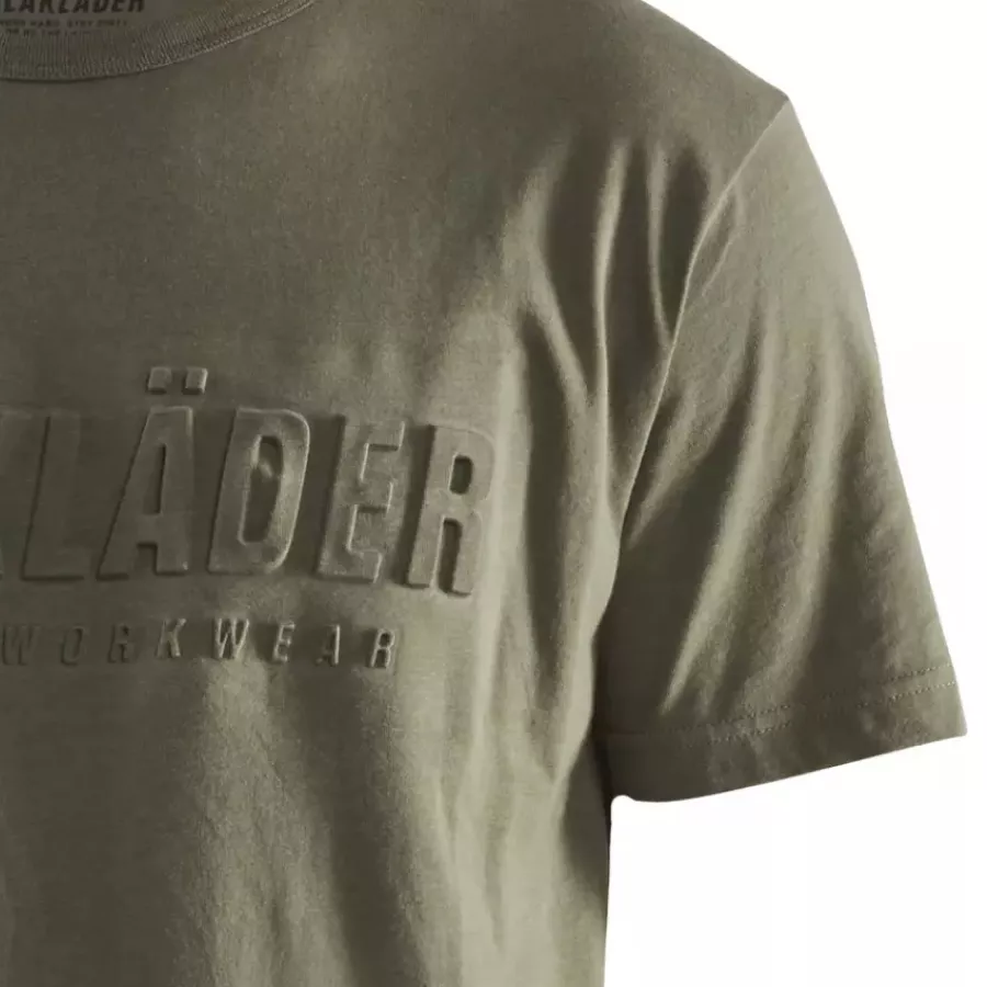 **Kurzarm** bietet optimale Bewegungsfreiheit und ein kühles, leichtes Tragegefühl.