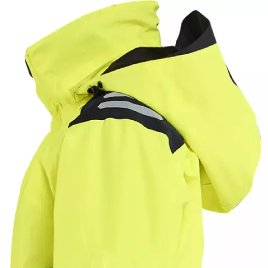 **Detachable Hood** provides adaptable weather protection and can be removed when not needed.