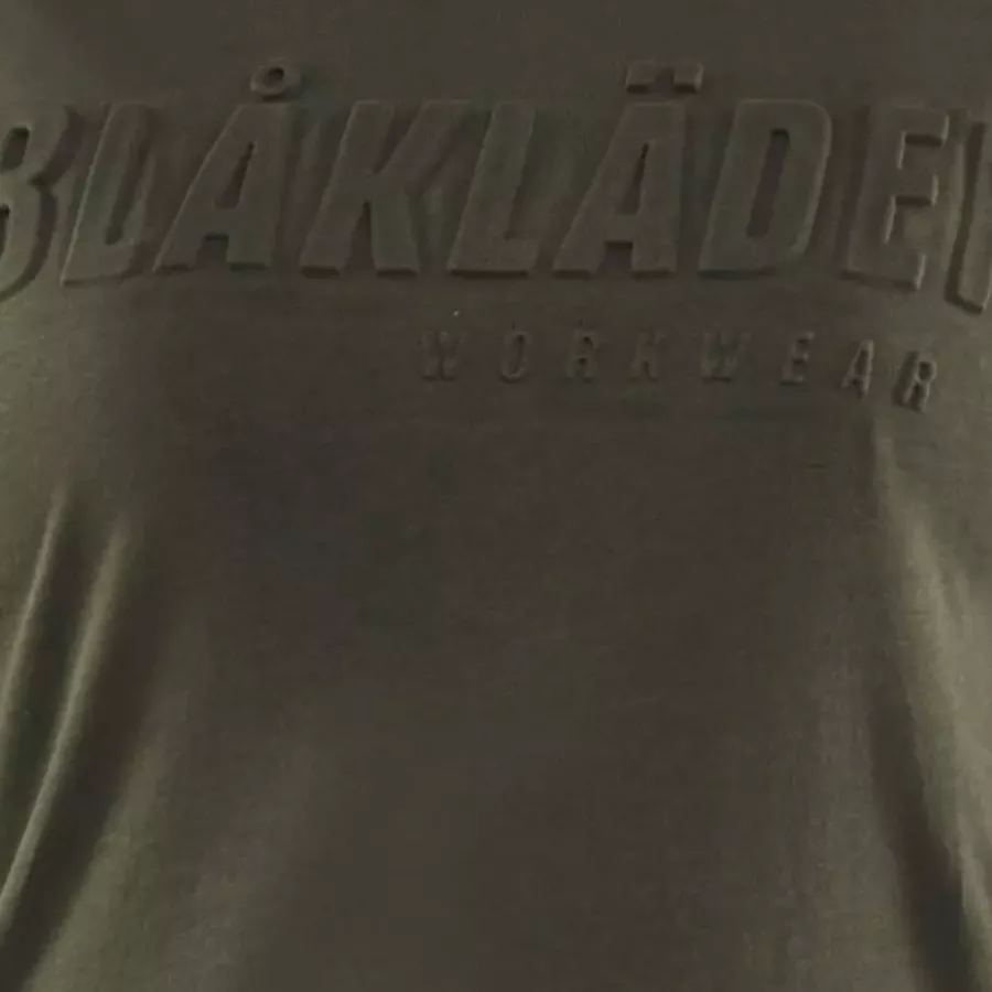 **100% Cotton Fabric** feels soft against your skin while keeping you comfortable throughout the day.