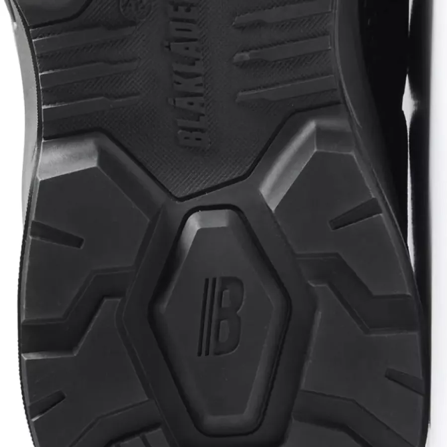 **Rutschfeste Laufsohle** sorgt für sicheren Halt, sodass sich jeder Schritt stabil und kontrolliert anfühlt.