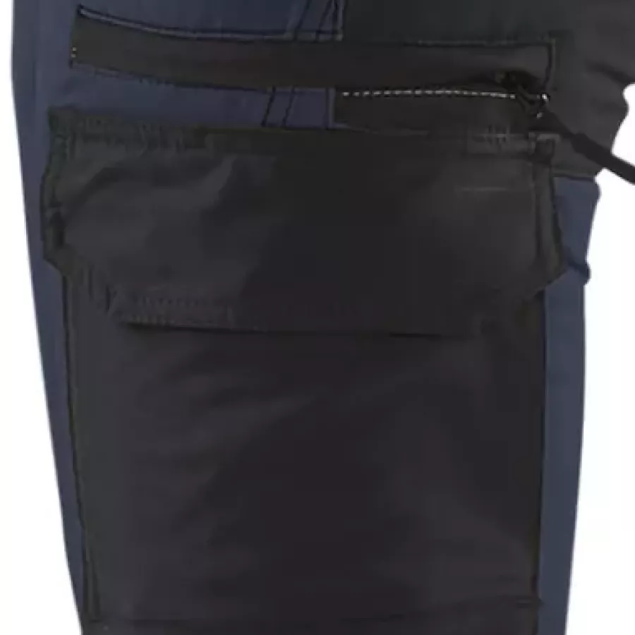 CORDURA®-verstärkte Taschen bieten dauerhafte Festigkeit an stark beanspruchten Stellen für eine lange Lebensdauer.