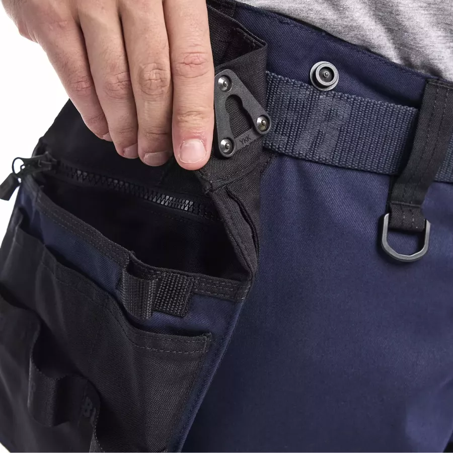 **Detachable Tool Pockets** offer quick, customizable storage so you can carry only what you need.