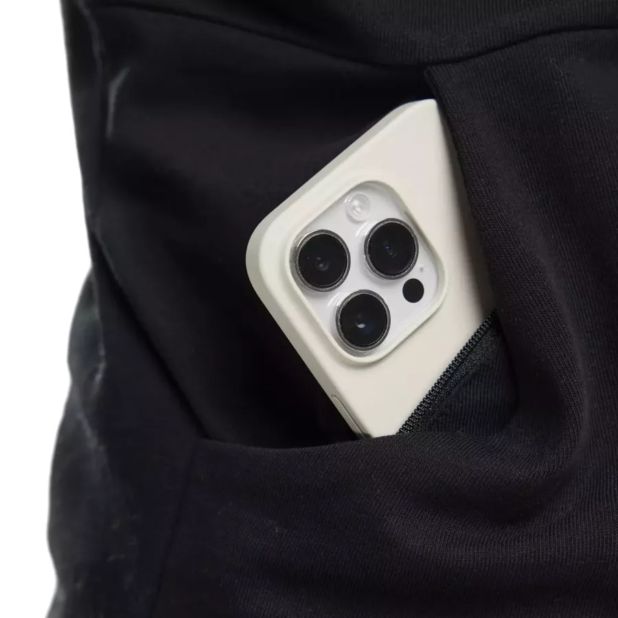 **Inner Phone Pocket** keeps your essentials close and secure without breaking your flow.