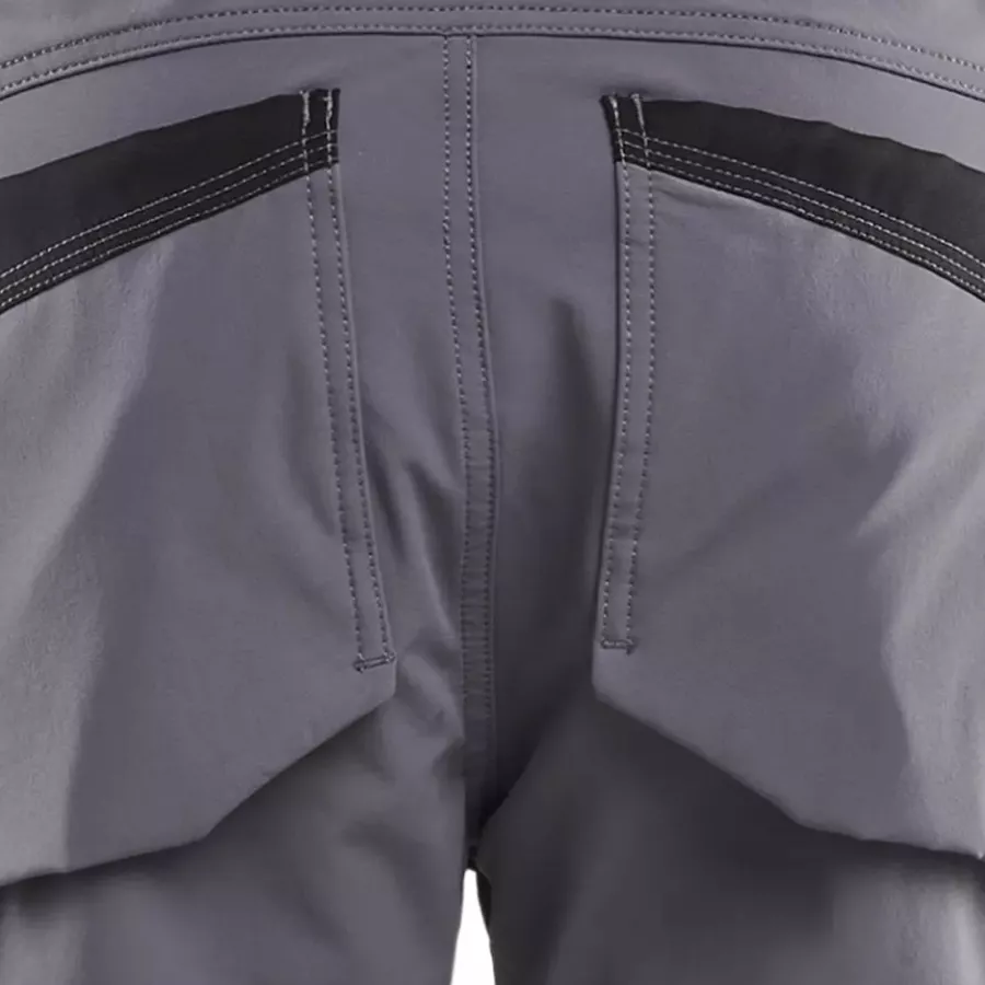 **Reinforced Back Pockets** provide extra strength for carrying heavier items with confidence.