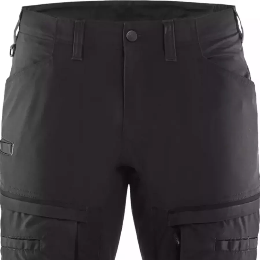 **Elastic Waistband** adapts to your movements for a comfortable, secure fit all day.