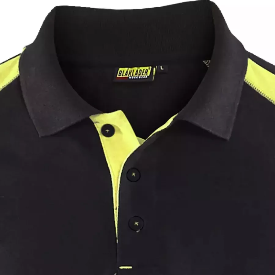 **Oxford Collar** gives your polo a smart, comfortable shape that holds up all day.