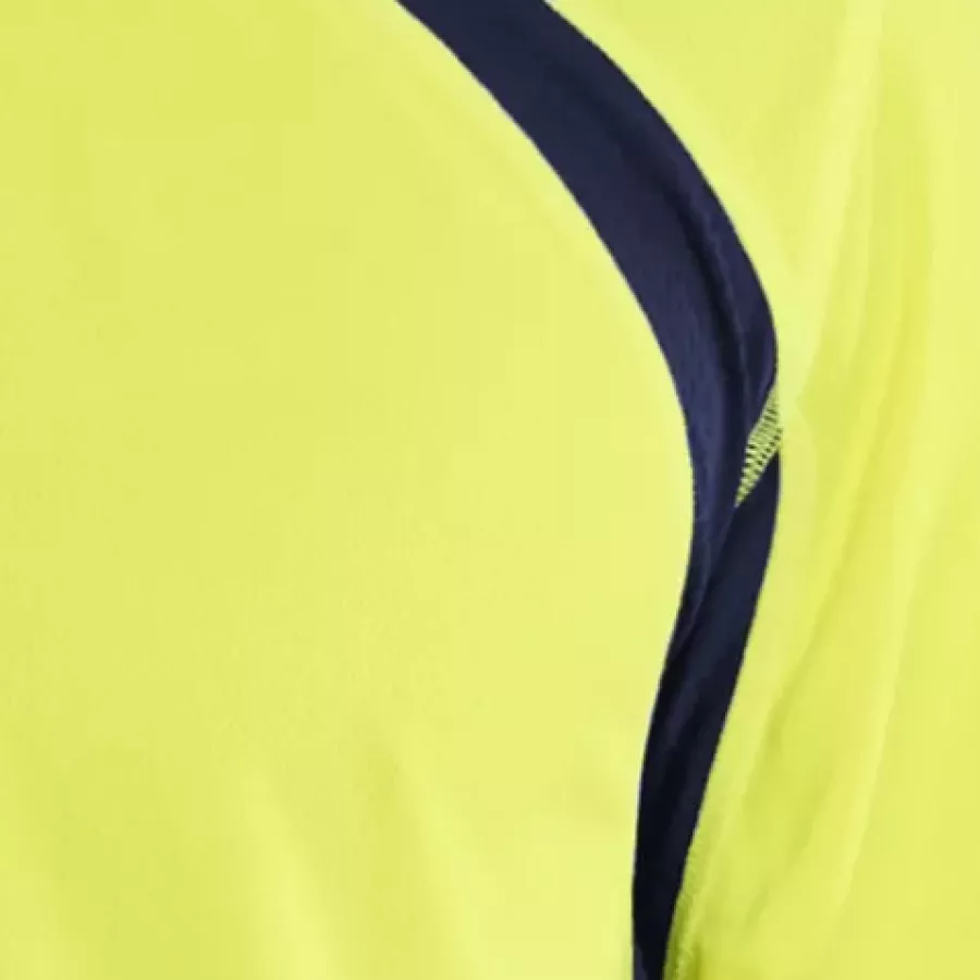 **Mesh Panels** boost airflow to keep you cool and comfortable during active work.