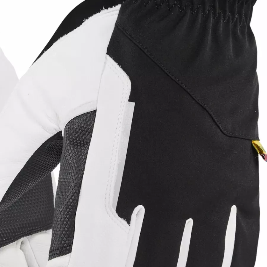 **Stretch Material at Back** moves naturally with your hand for effortless flexibility and comfort.