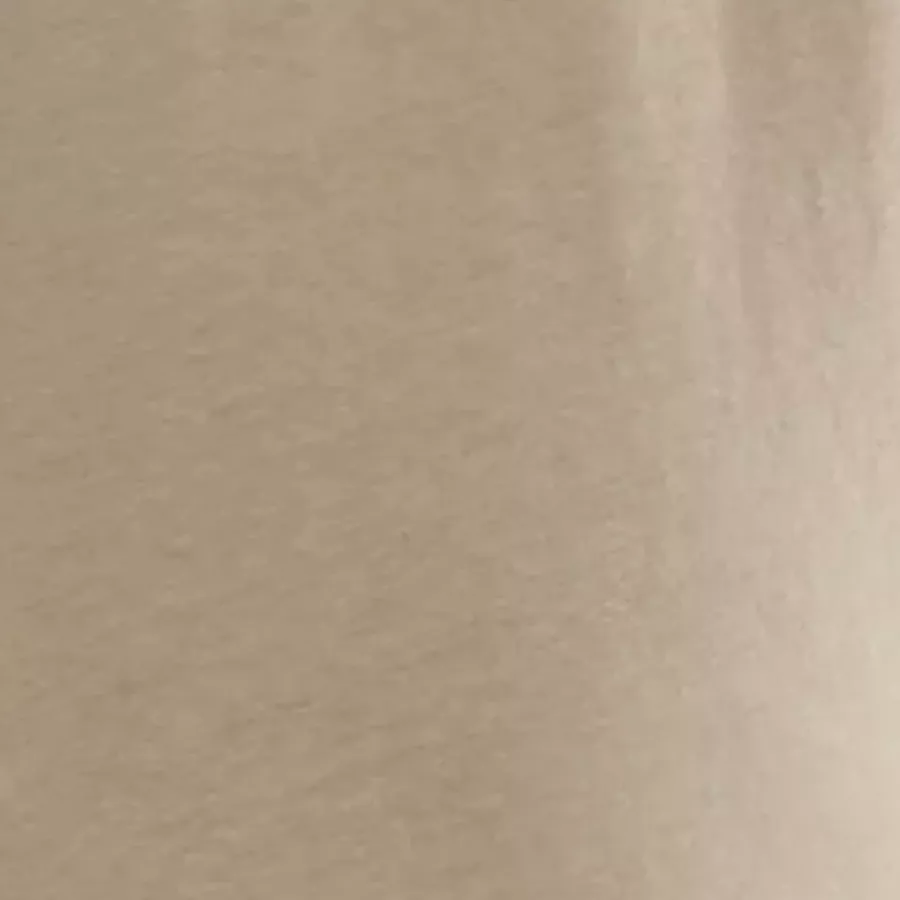 **Stoff aus 100% Baumwolle** bietet Ihnen natürliche Weichheit und atmungsaktiven Komfort in jeder Situation.