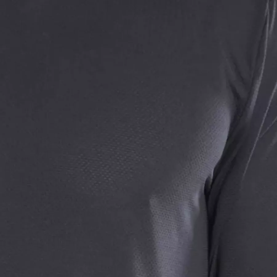 **UV Protection** helps reduce sun impact so you can work outdoors with cool, confident ease.