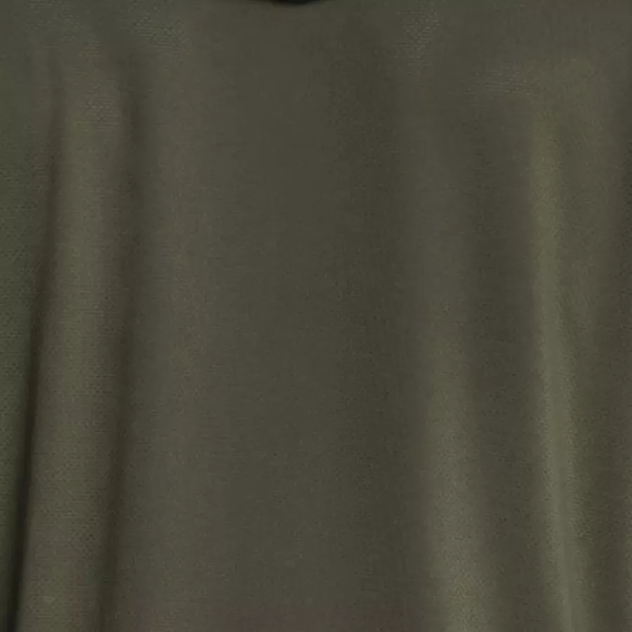 **Stretchy Material** moves smoothly with your body for unrestricted comfort in every task.
