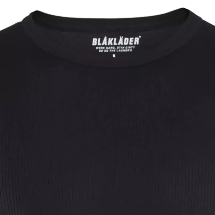 **Round Collar** provides a comfortable, flattering fit that sits naturally all day.