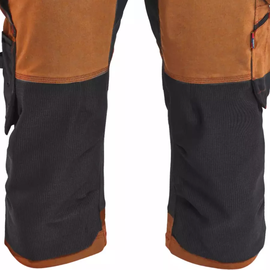 **CORDURA®-Reinforced Knee-Pad Pockets** provide durable, comfortable support whenever you kneel.