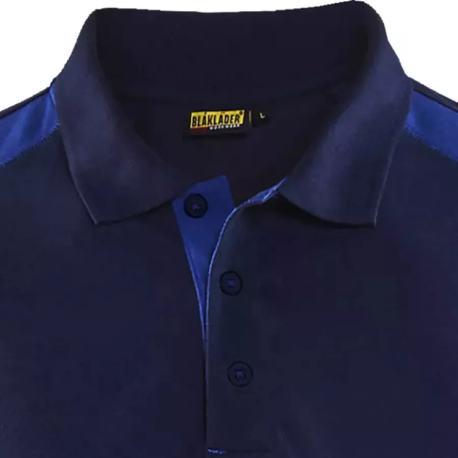 **Oxford Collar** gives your polo a smart, comfortable shape that holds up all day.