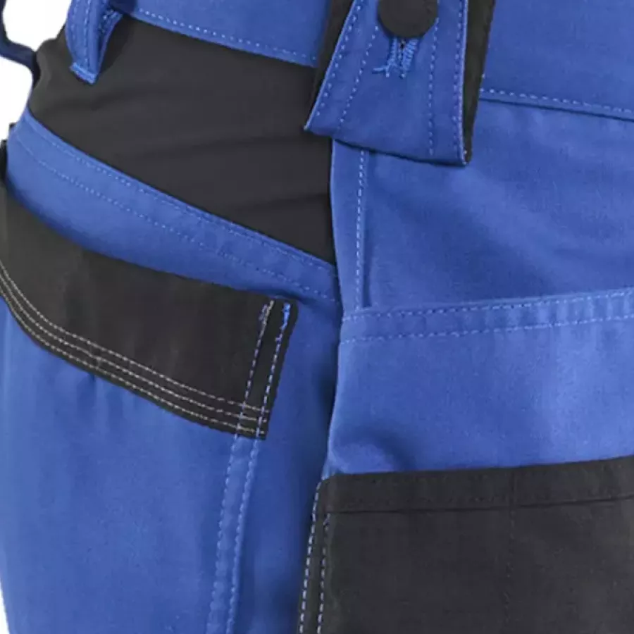 **Stretch Panels** let the shorts move naturally with you for flexible, all-day comfort.