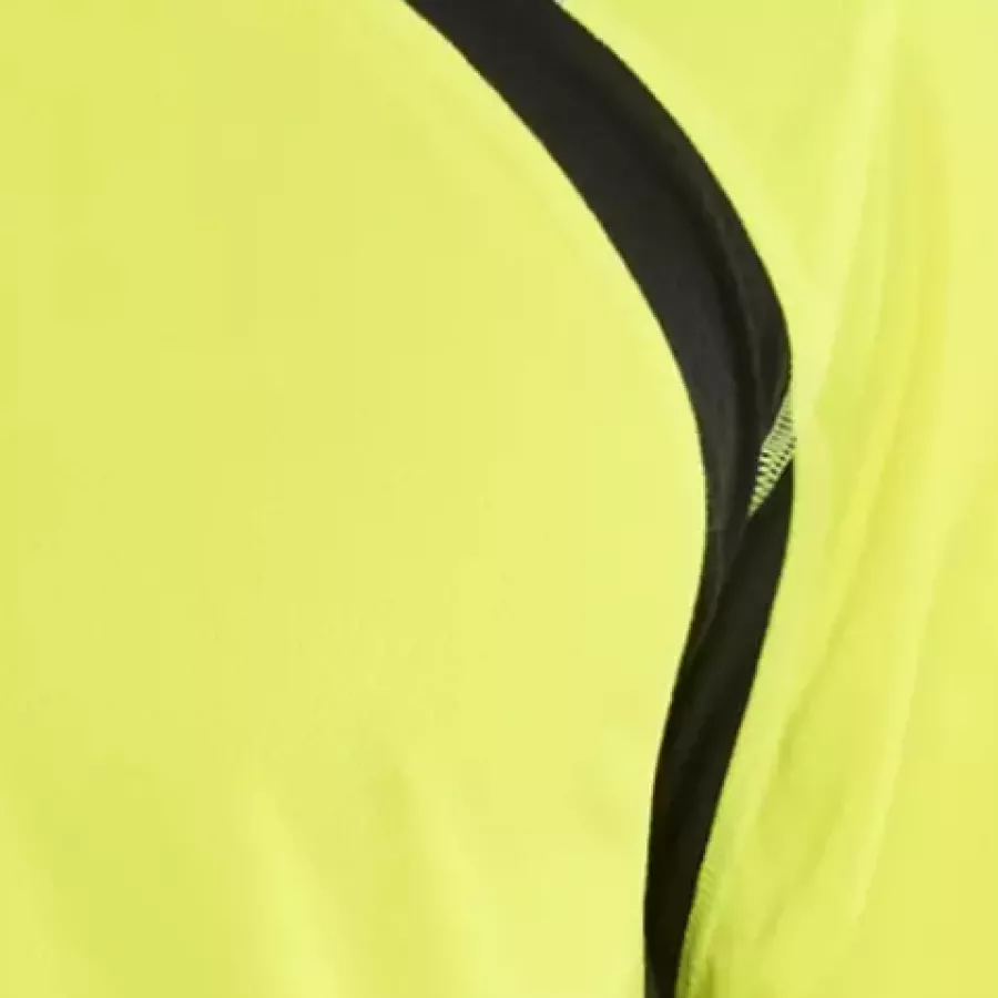 **Mesh Panels** boost airflow to keep you cool and comfortable during active work.