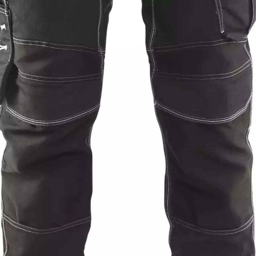 **Top-Loading Knee Pad Pockets** let you slide in protective pads quickly for comfortable protection on every task.