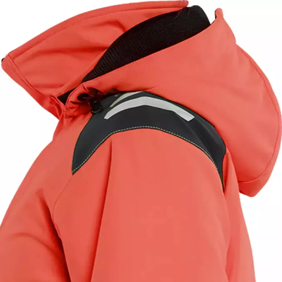 **Detachable Hood** offers flexible protection that adapts to shifting weather.