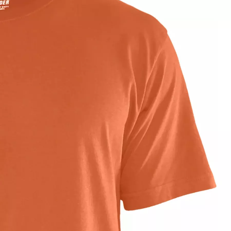 **Short Sleeve** offers easy-moving freedom and a cool, lightweight feel.