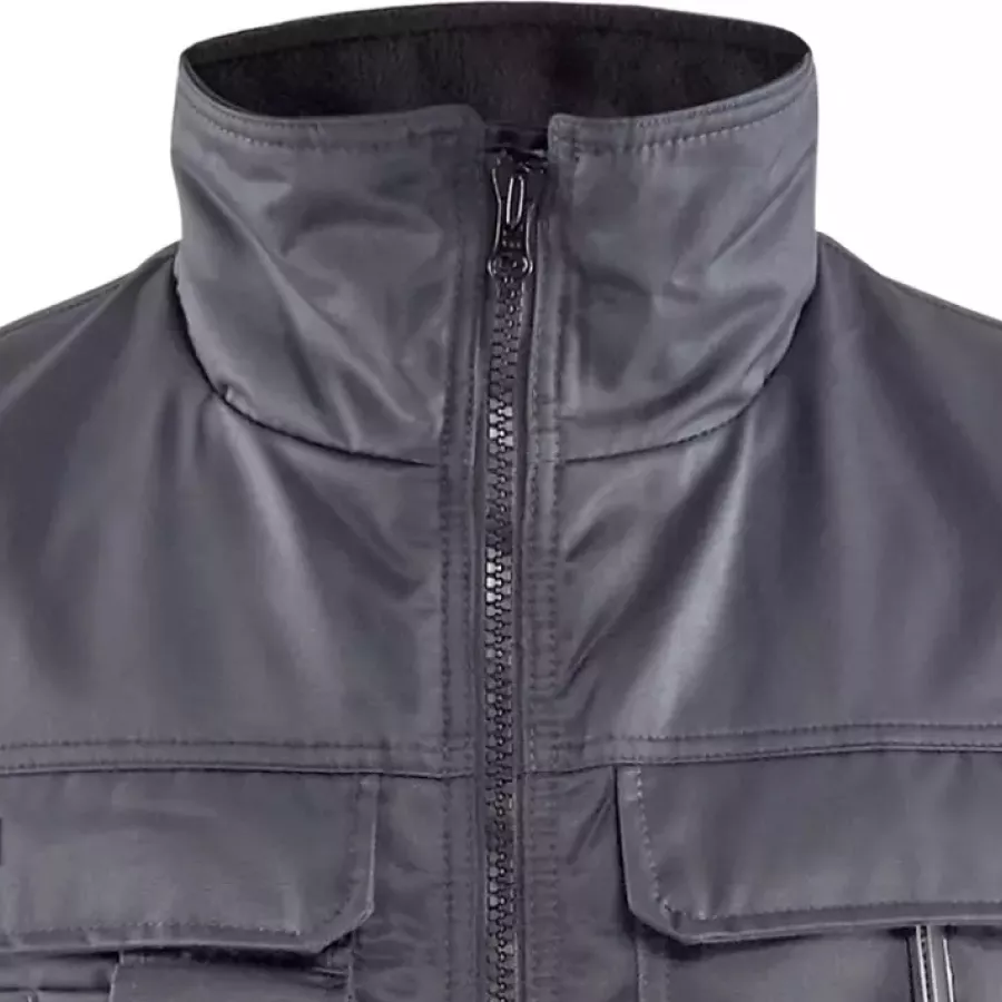 **Stand Up Collar** wraps your neck in cozy warmth against chilly winds.