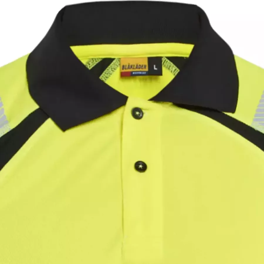 **Oxford Collar** keeps your look polished while offering all-day comfort and flexibility.