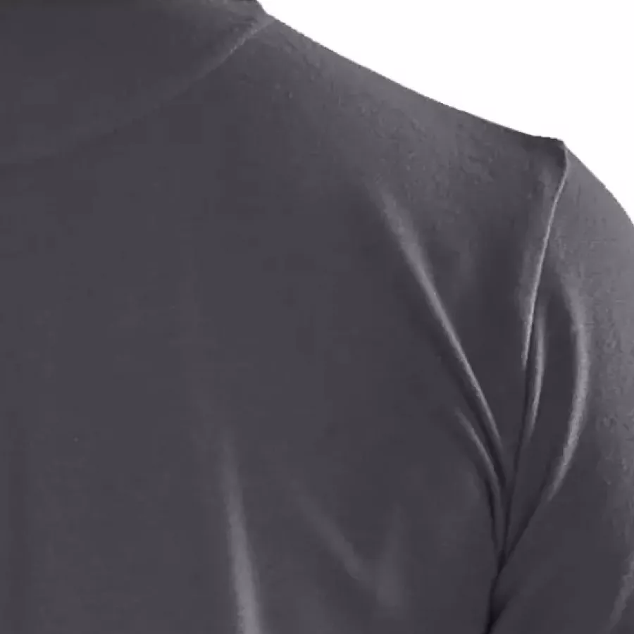 **Verstärkte Schulternaht** sorgt für dauerhafte Stabilität, damit Ihr Polo Tag für Tag in Form bleibt.