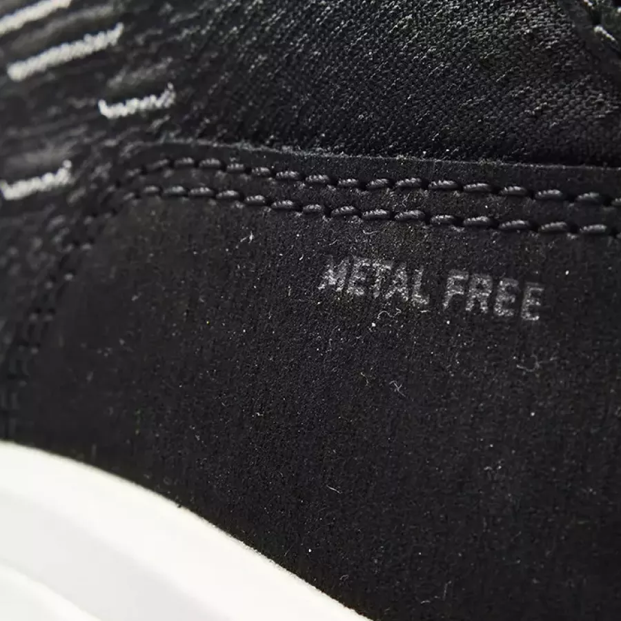 **Metal Free Construction** offers a lighter, more flexible feel without compromising safety.