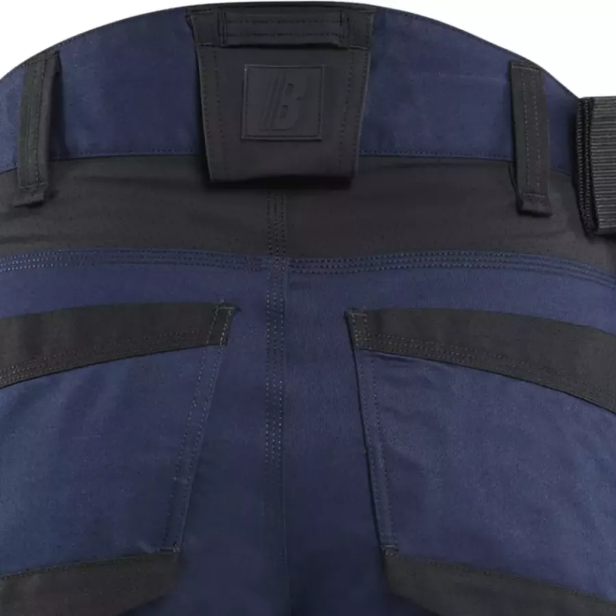 **Raised Waist at Back** gives you a secure, comfortable fit that stays in place as you move.