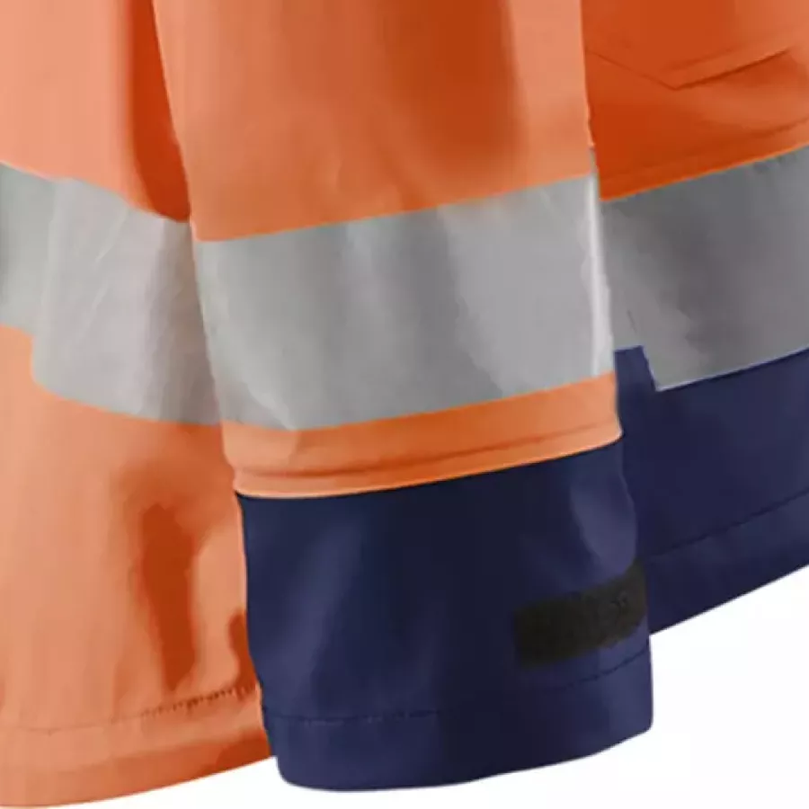 **Adjustable Velcro Cuffs** ensure a secure, customizable fit that helps keep out rain and wind.