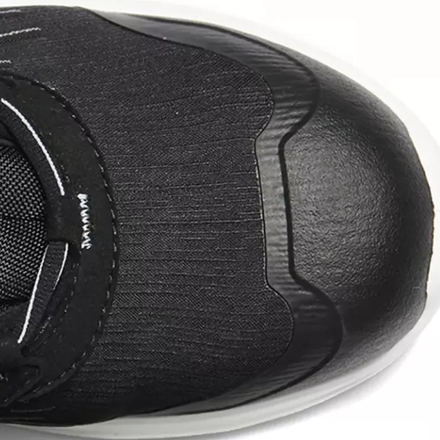 **Breathable Textile Upper** lets fresh air flow so your feet stay cool through long shifts.