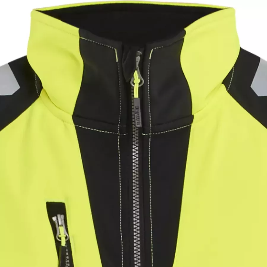 **Stand-Up Collar** offers cozy protection for your neck against wind and cold.