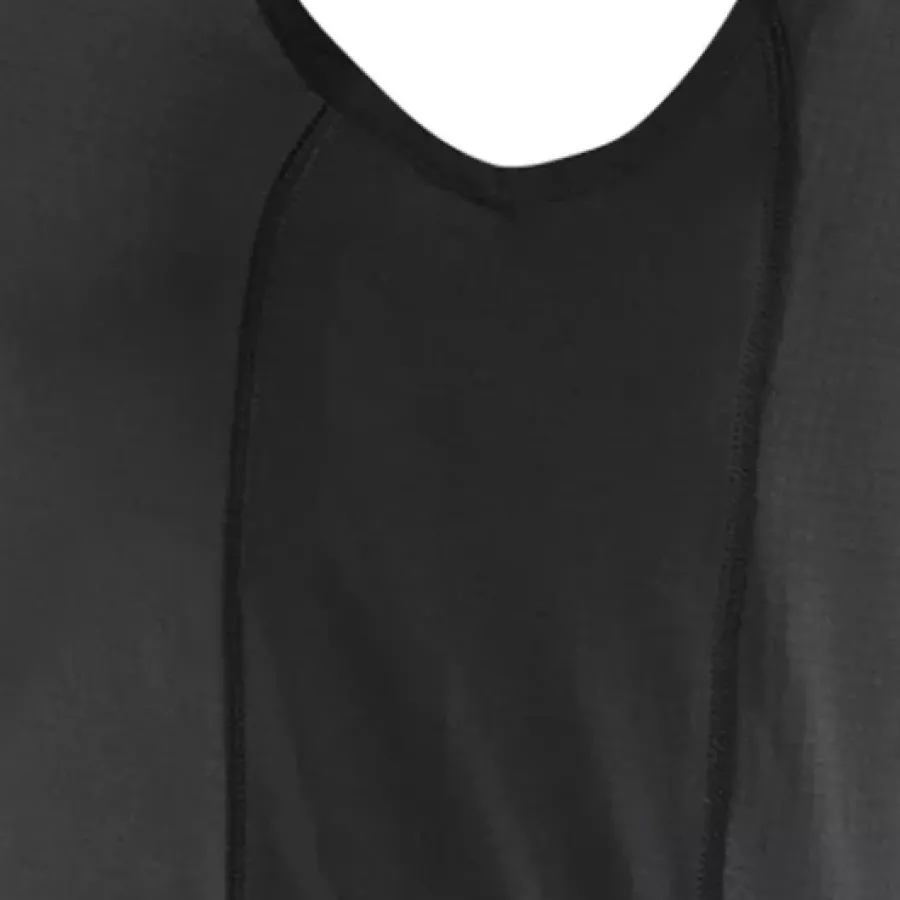 **Moisture Wicking Material** draws sweat away to keep you feeling fresh and comfortable throughout the day.