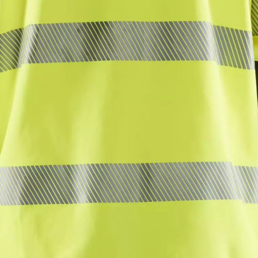 **Wide Segmented Reflectors** enhance visibility so you can work safely in low-light conditions.