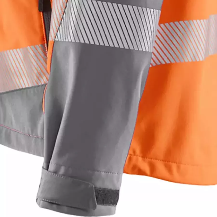 **Adjustable Velcro Cuffs** let you secure the perfect fit to stay focused and protected.