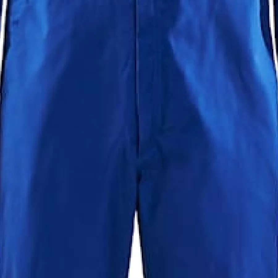 **Dirt and Splash Resistant** keeps you looking clean and professional even in messy conditions.