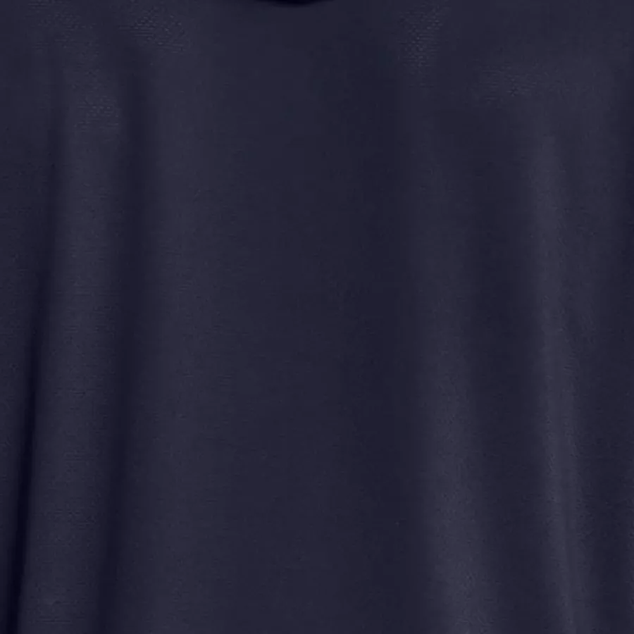 **Stretchy Material** moves smoothly with your body for unrestricted comfort in every task.