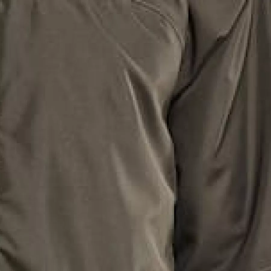 **Water Resistance** shields you from rain keeping you dry and comfortable.