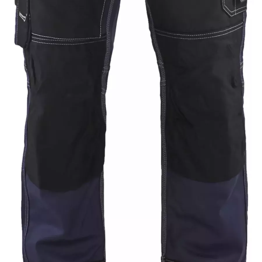 **CORDURA®-verstärkte Kniepolstertaschen** bieten Ihnen zuverlässigen Komfort und Haltbarkeit beim Arbeiten auf den Knien.