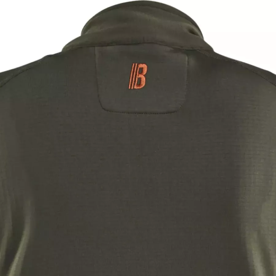 **High Collar** wraps your neck in soft, cozy warmth for comfort on cooler days.