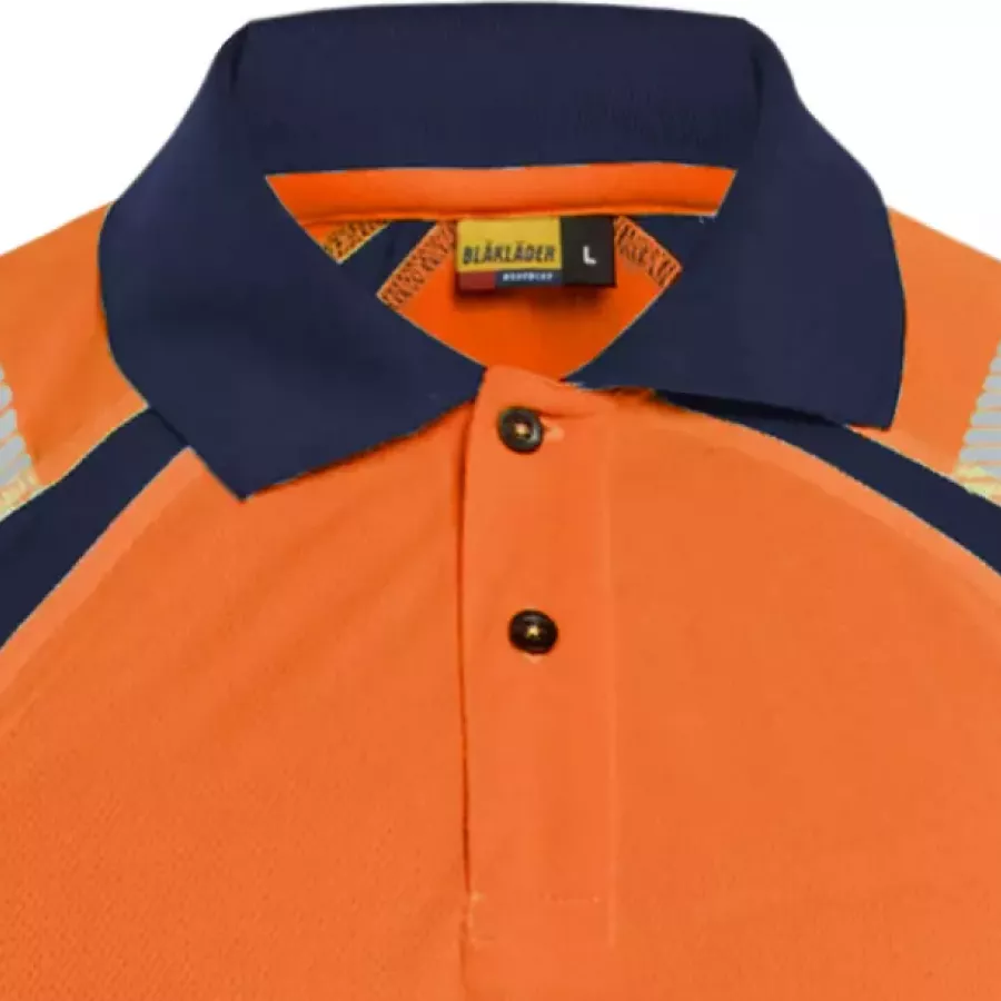 **Oxford Collar** keeps your look polished while offering all-day comfort and flexibility.